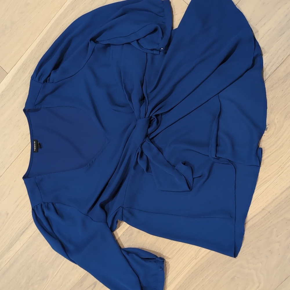 Torrid blouse with tie front